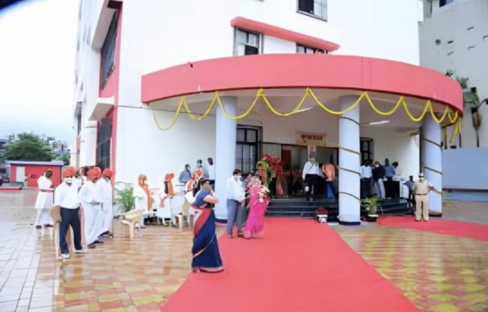 Mumbai Public School, a G+7 campus in Borivali West, 2015
